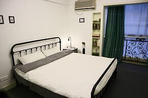 Qing Apartment Family Theatre