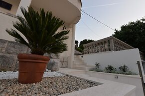 The Duke Luxury Rooms