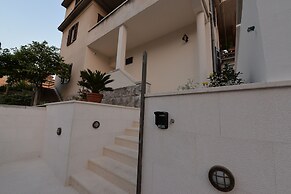 The Duke Luxury Rooms