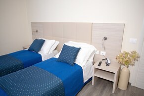 Home Hotel