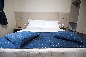 Home Hotel