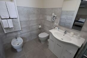 Home Hotel