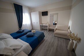 Home Hotel