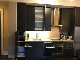 Atlas Suites Entertainment District