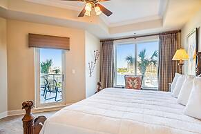 Harbor Landing 201a 3 Bedroom Condo by RedAwning