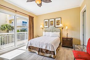 Harbor Landing 201a 3 Bedroom Condo by RedAwning