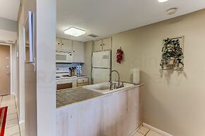 Ocean View Condo Steps Away from Beach, Access to Salt Water Pool by R