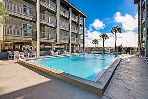 Ocean View Condo Steps Away from Beach, Access to Salt Water Pool by R