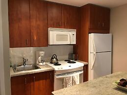 Atlas Suites on Yonge & Bloor