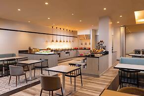Park Inn by Radisson Iloilo