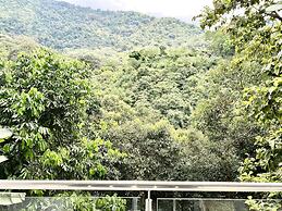 Montes De Beraka - Adults Only