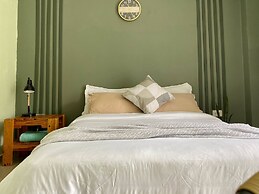 Montes De Beraka - Adults Only