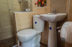 Montes De Beraka - Adults Only