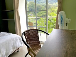 Montes De Beraka - Adults Only