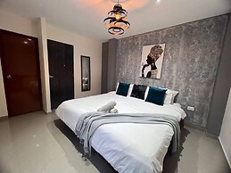 Montes De Beraka - Adults Only