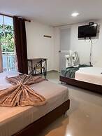 Montes De Beraka - Adults Only