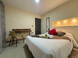 Montes De Beraka - Adults Only