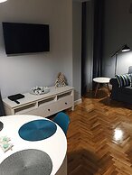 Grey Apartments Kościuszko