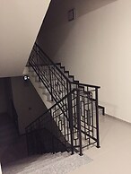 Grey Apartments Kościuszko