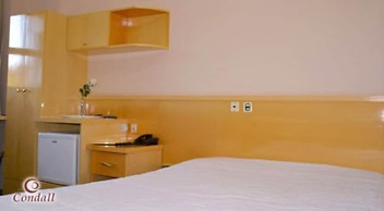 Condall Palace Hotel