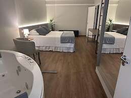 Condall Palace Hotel