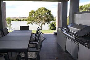 River Devine Murray Bridge