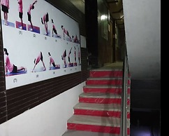 Hotel brijwasi palace