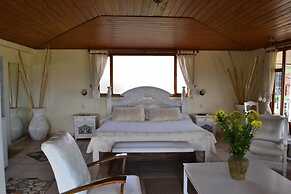 Miravalle Suites