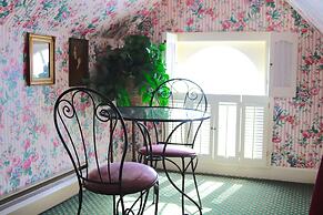 Inn on Mackinac