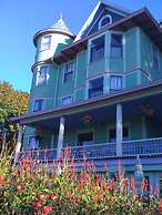 Inn on Mackinac