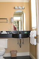 Inn on Mackinac