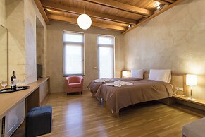 Polixeny's Suites