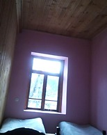 Lia Jamdelianis Guest House