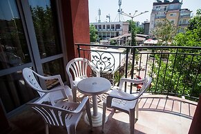 Red Hotel - Lozenetz