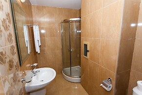 Red Hotel - Lozenetz