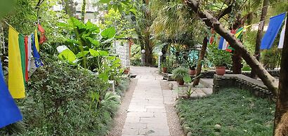 Hotel Samdupling Himalayan Brothers