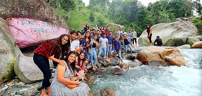Hotel Samdupling Himalayan Brothers
