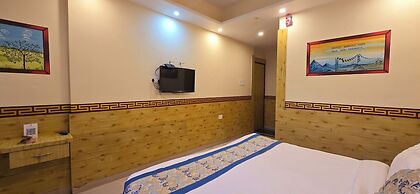 Hotel Samdupling Himalayan Brothers