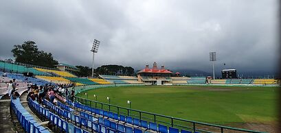 Hotel Samdupling Himalayan Brothers