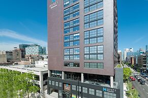 Hyatt House Chicago West Loop