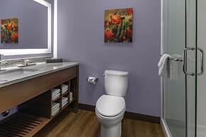 La Quinta Inn & Suites by Wyndham Flagstaff East I-40