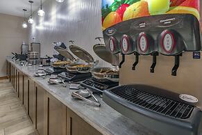 La Quinta Inn & Suites by Wyndham Flagstaff East I-40