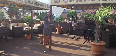 Complex Turistic Max International