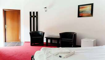 Complex Turistic Max International
