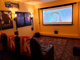 Chateau du Pikes Peak, a Tuscany Retreat