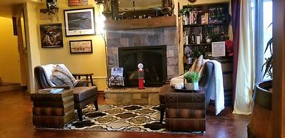 Chateau du Pikes Peak, a Tuscany Retreat