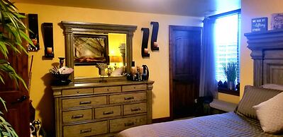 Chateau du Pikes Peak, a Tuscany Retreat