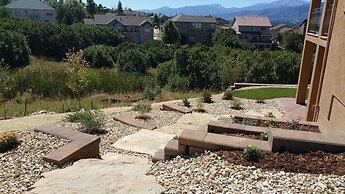 Chateau du Pikes Peak, a Tuscany Retreat