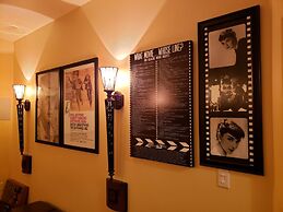 Chateau du Pikes Peak, a Tuscany Retreat