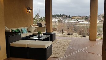 Chateau du Pikes Peak, a Tuscany Retreat